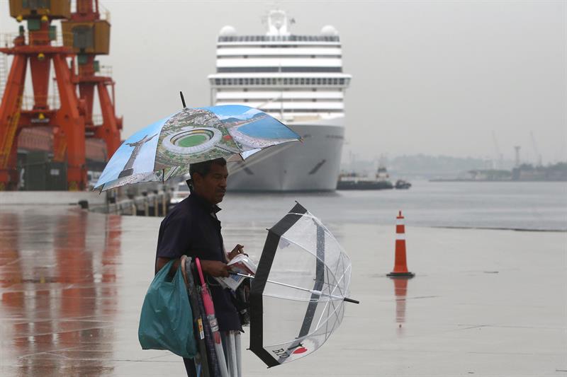 RÃ­o recibe con samba a los primeros turistas en la nueva temporada de cruceros